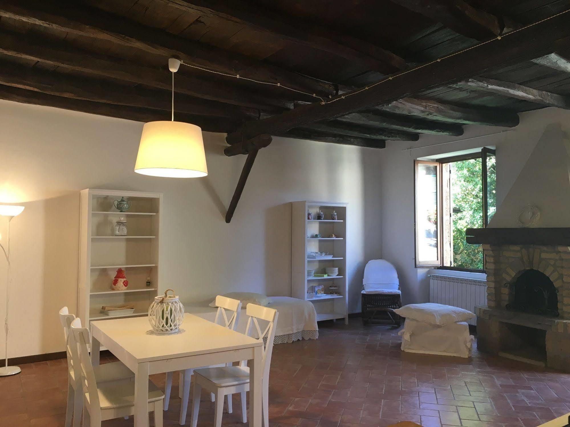 B&B Michelangeli - Private Parking オルヴィエート エクステリア 写真